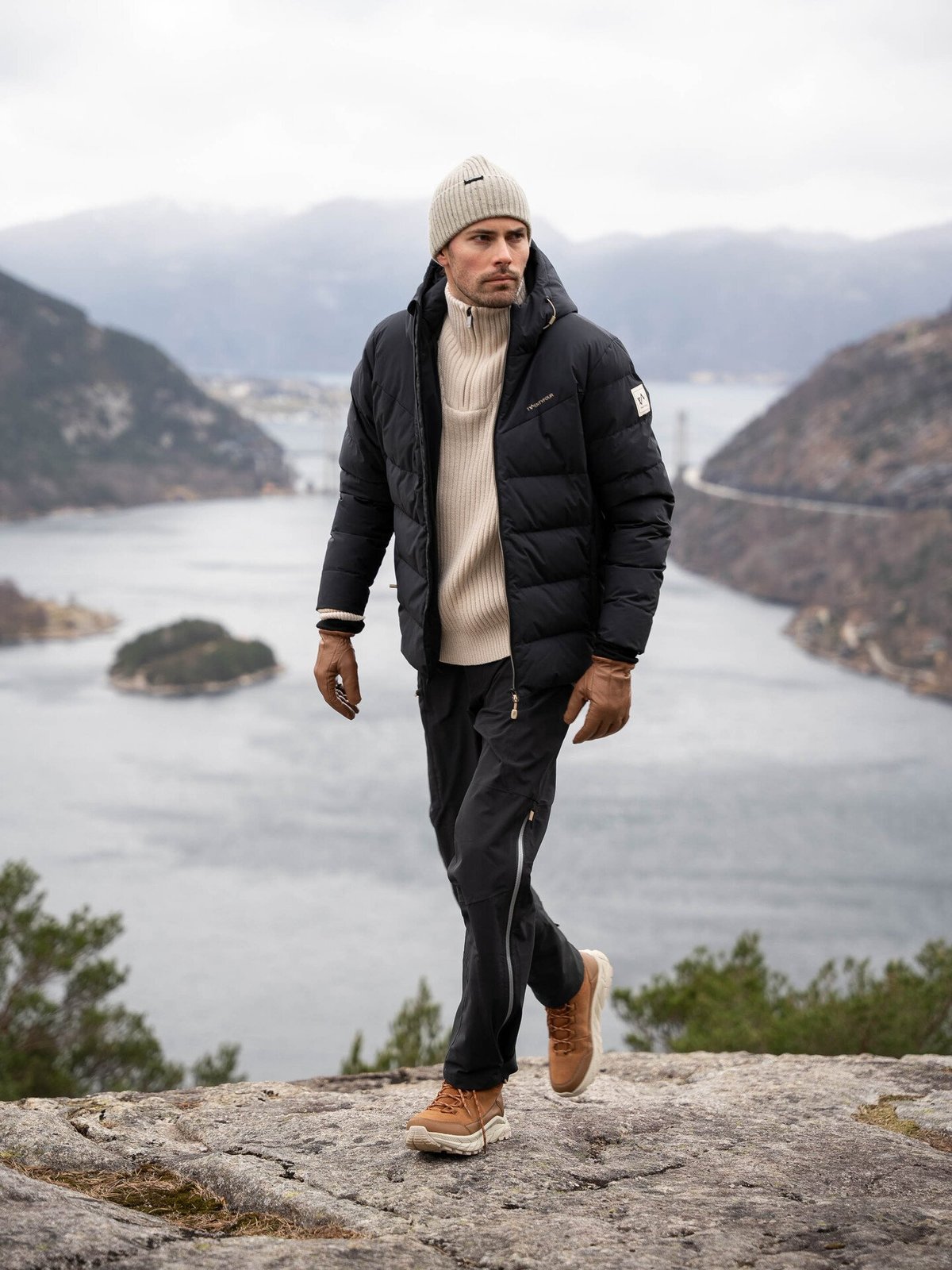 Twentyfour Finse Origin Dunjakke Skyggesort