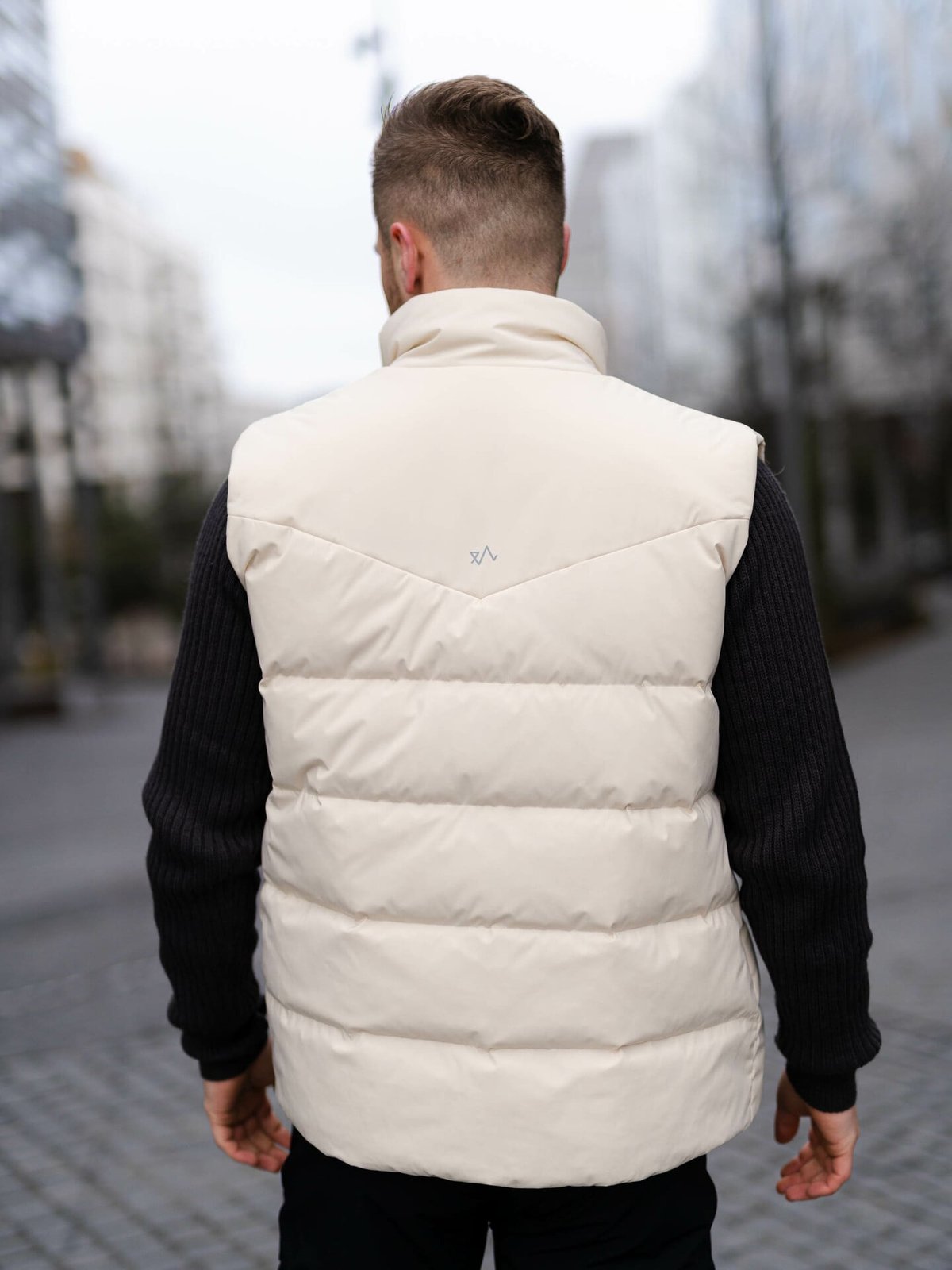 Twentyfour Finse Origin Dunvest Gråhvit