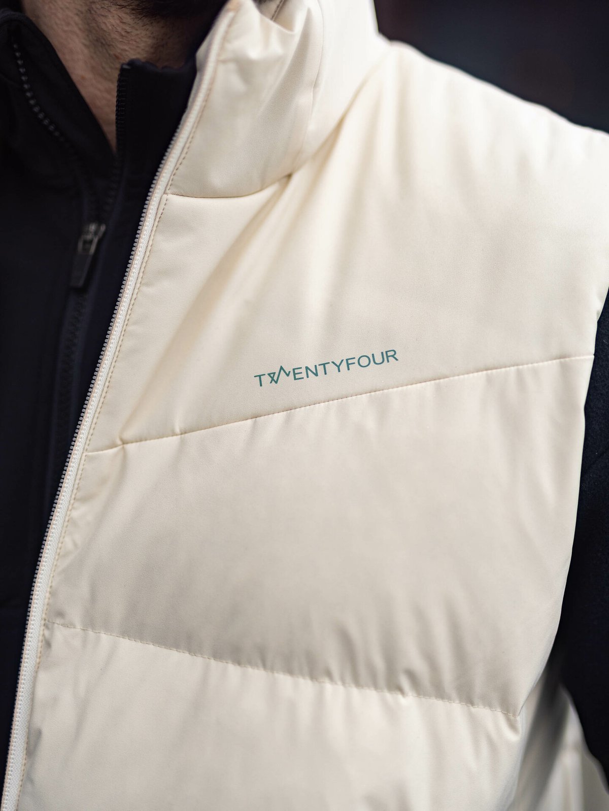 Twentyfour Finse Origin Dunvest Gråhvit