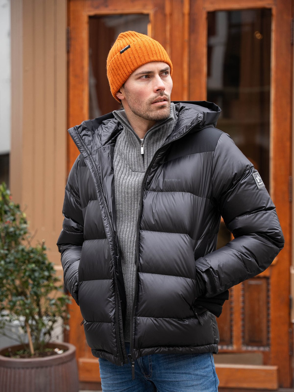 Twentyfour Isbre Dunjakke Sort