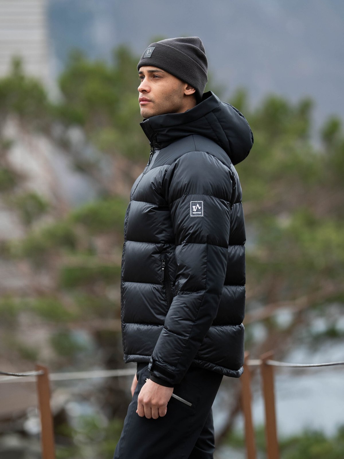 Twentyfour Isbre Dunjakke Sort