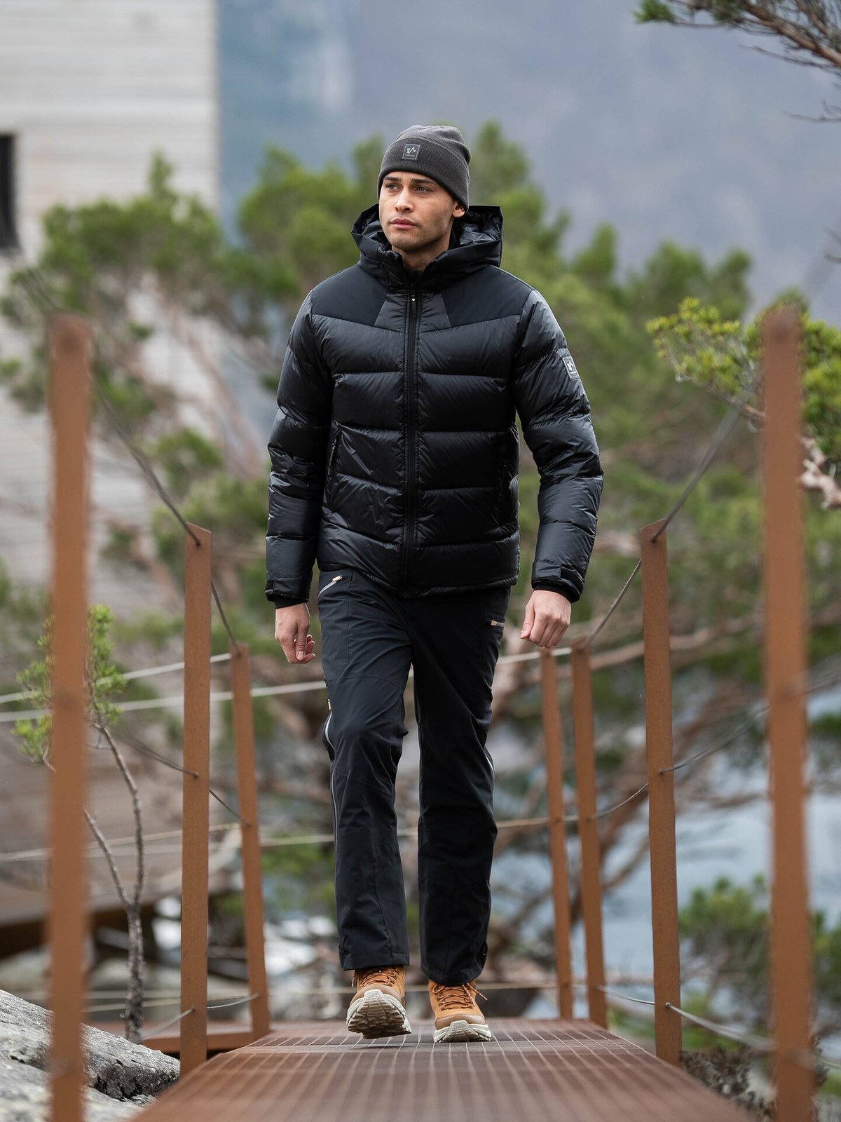 Twentyfour Isbre Dunjakke Sort