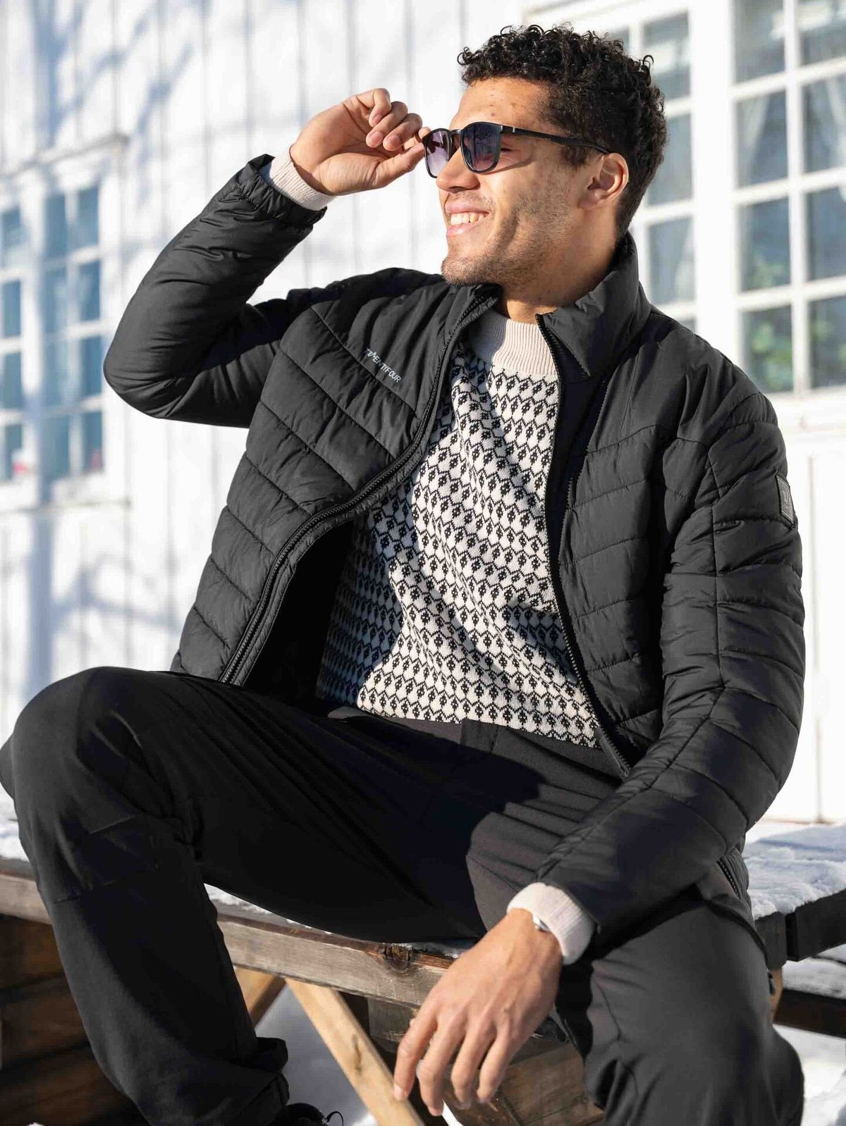 Twentyfour Mode Thermal Jakke Sort