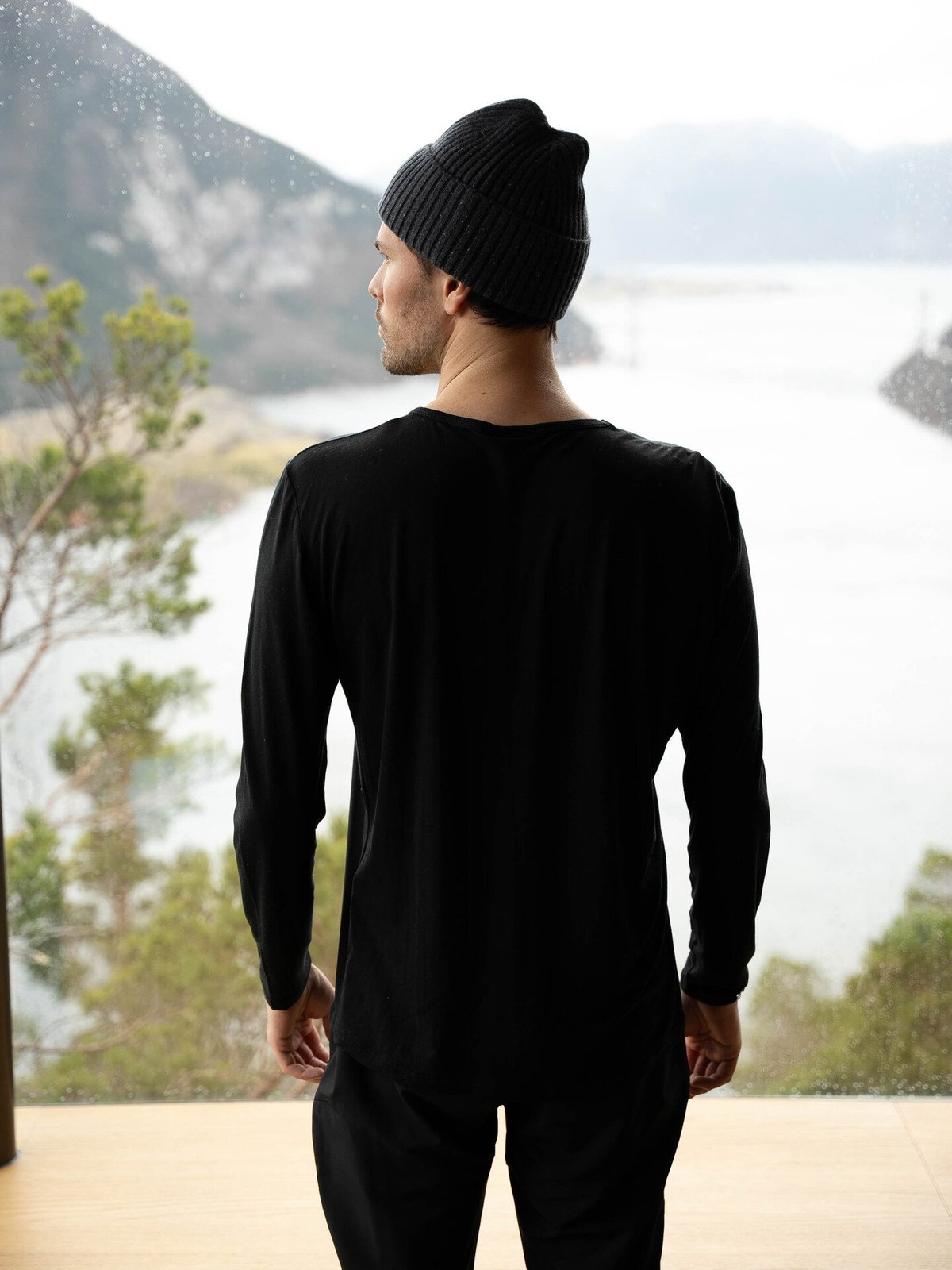 Twentyfour Mode Ullmix Topp Sort