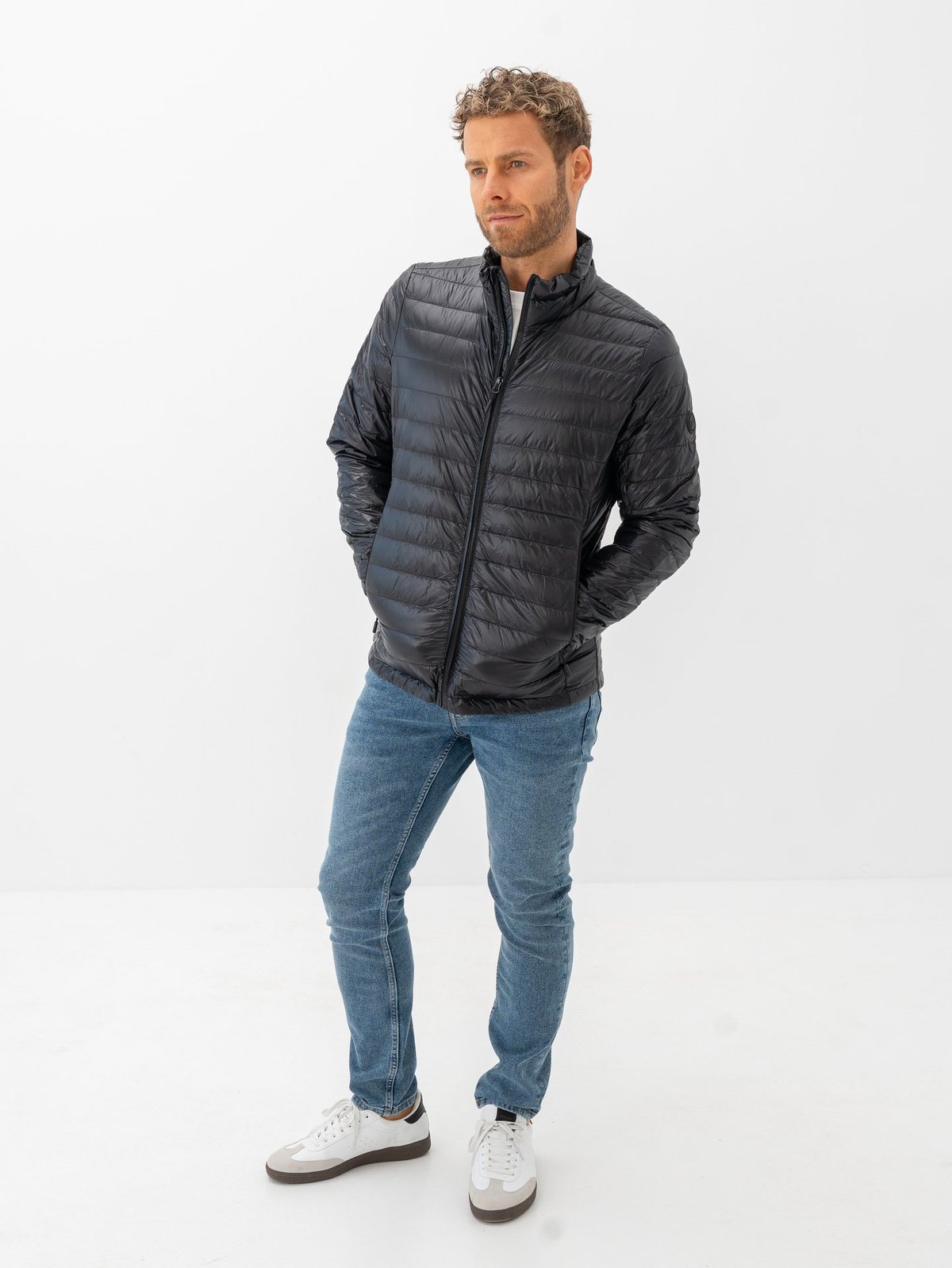 Twentyfour Venture Lett Dunjakke Sort