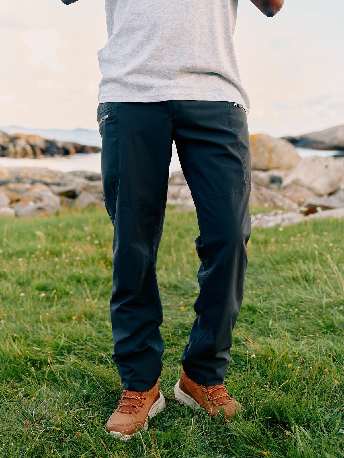 Twentyfour Venture Skallbukse Sort