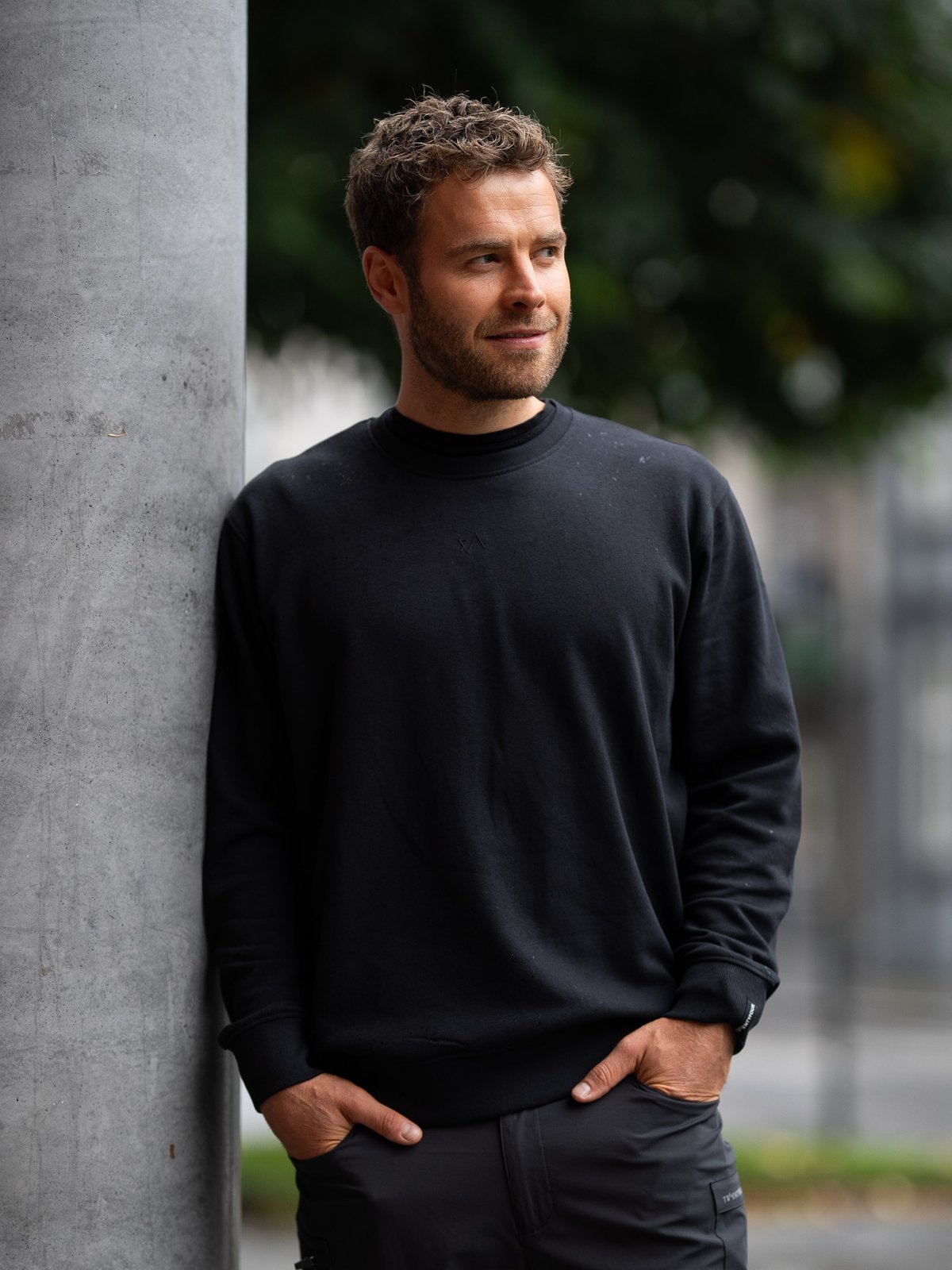 Twentyfour & Sweater Sort