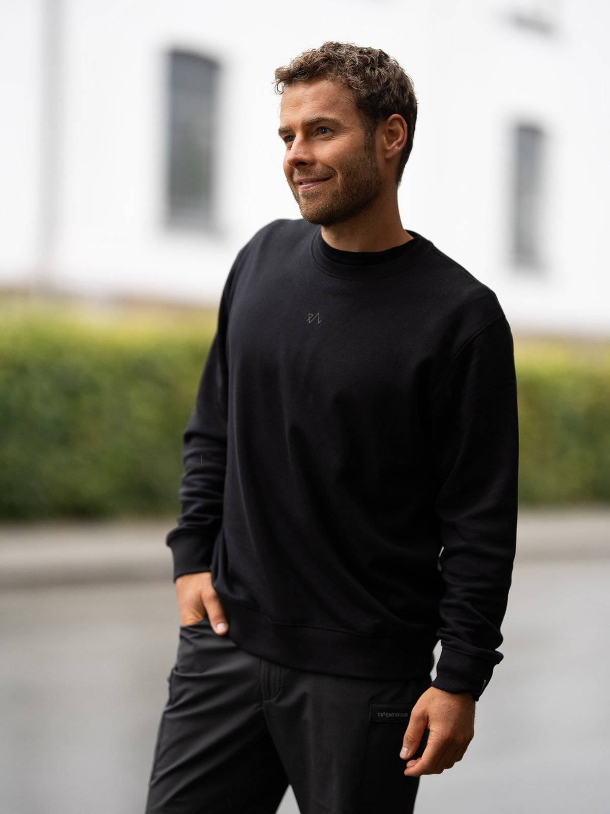 Twentyfour & Sweater Sort