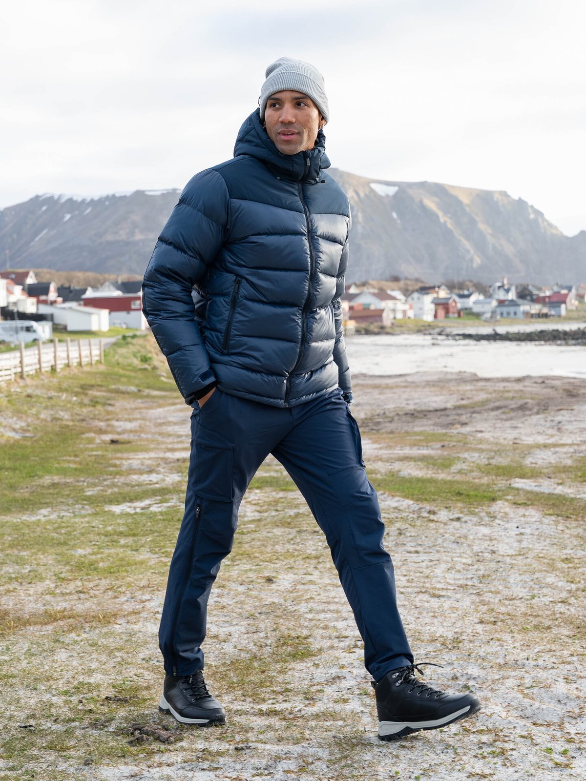 Twentyfour Aurora Warm Dunjakke Marine