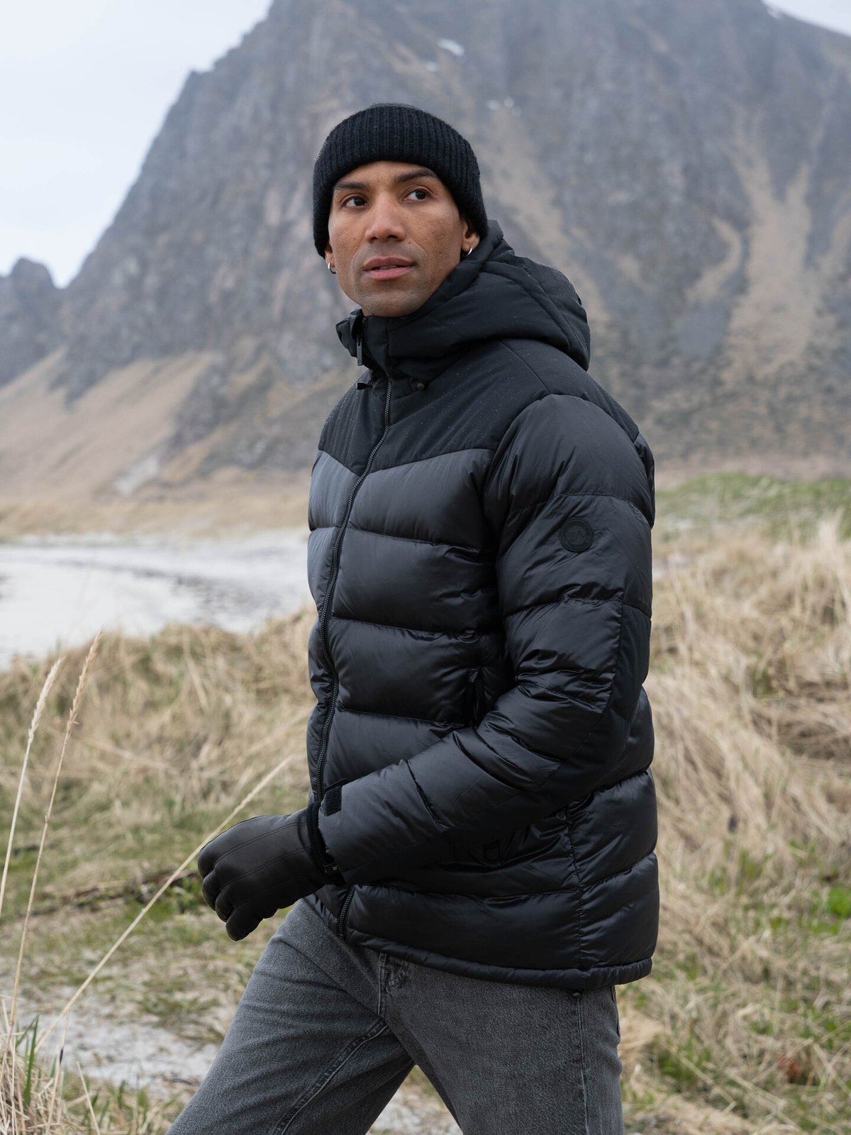 Twentyfour Aurora Warm Dunjakke Sort