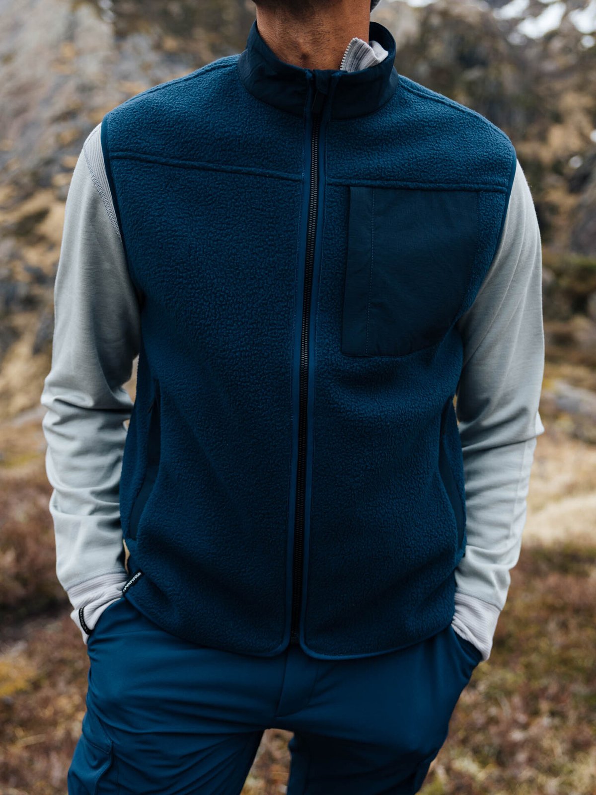 Twentyfour Aurora Pile Vest Marine
