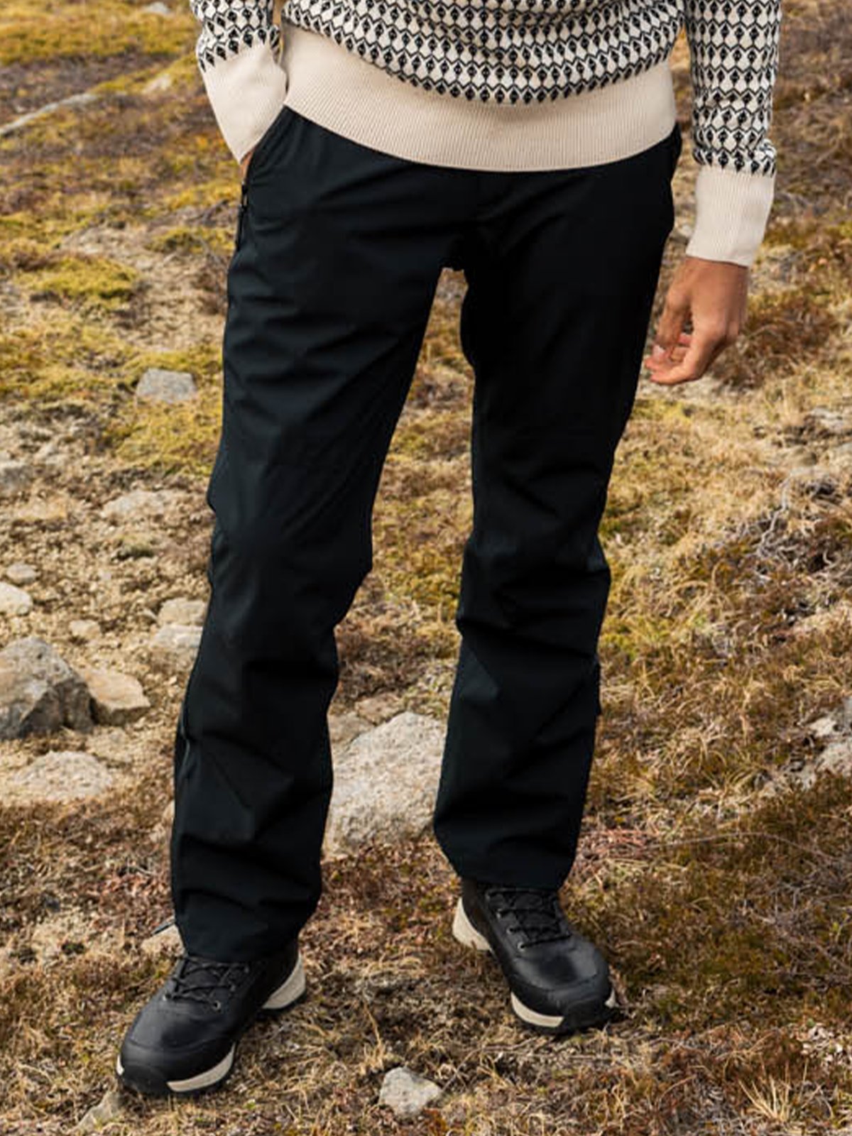 Twentyfour Aurora 2-Lags Skallbukse Sort