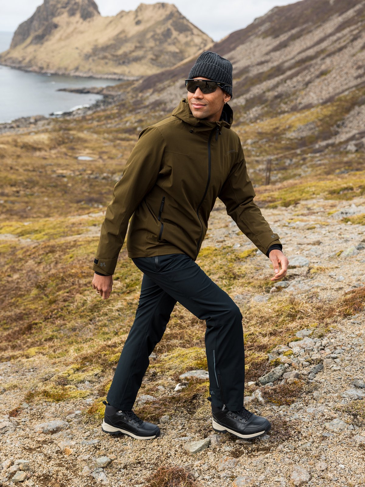 Twentyfour Aurora 2-Lags Skallbukse Sort