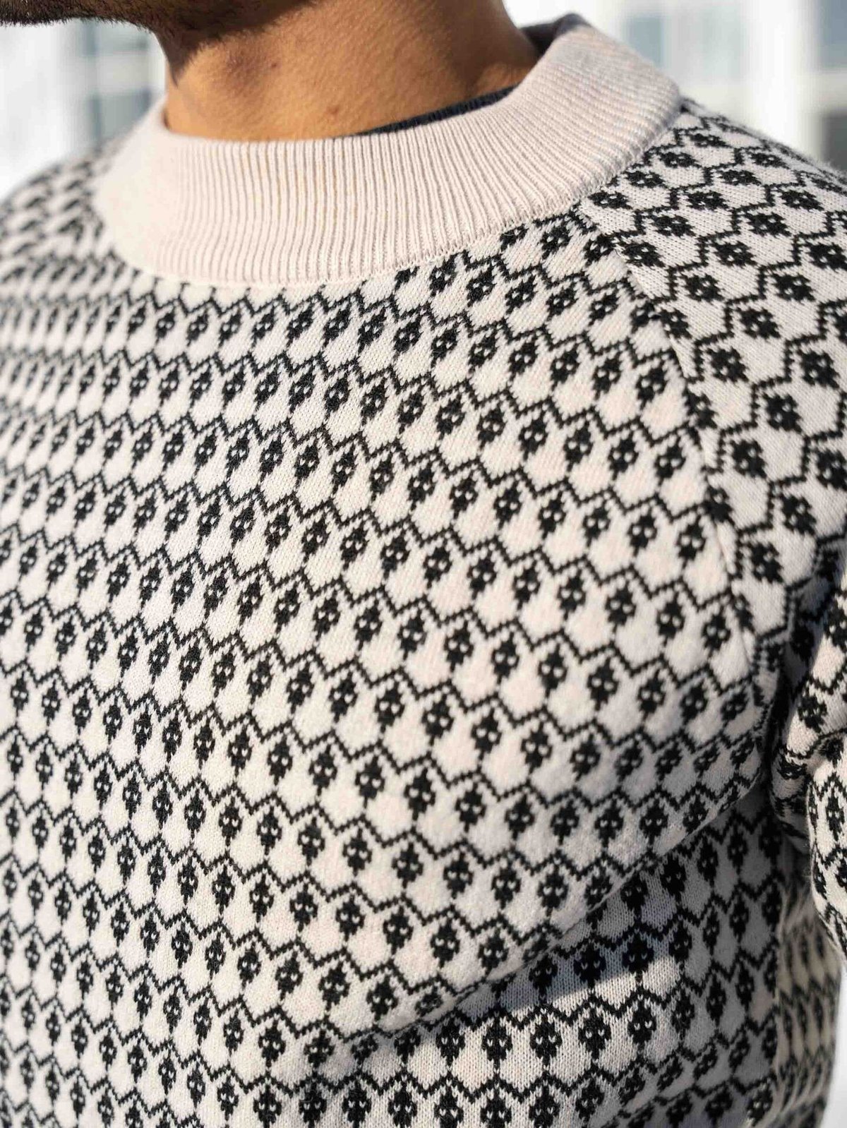 Twentyfour Aurora Ullgenser Gråhvit