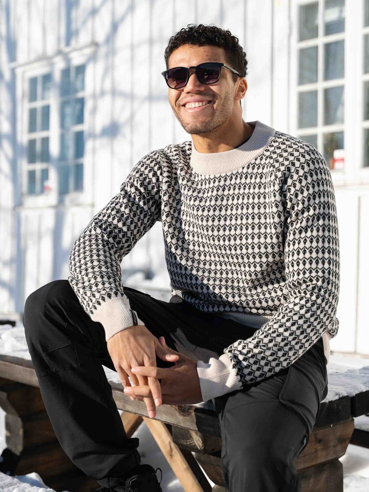 Twentyfour Aurora Ullgenser Gråhvit