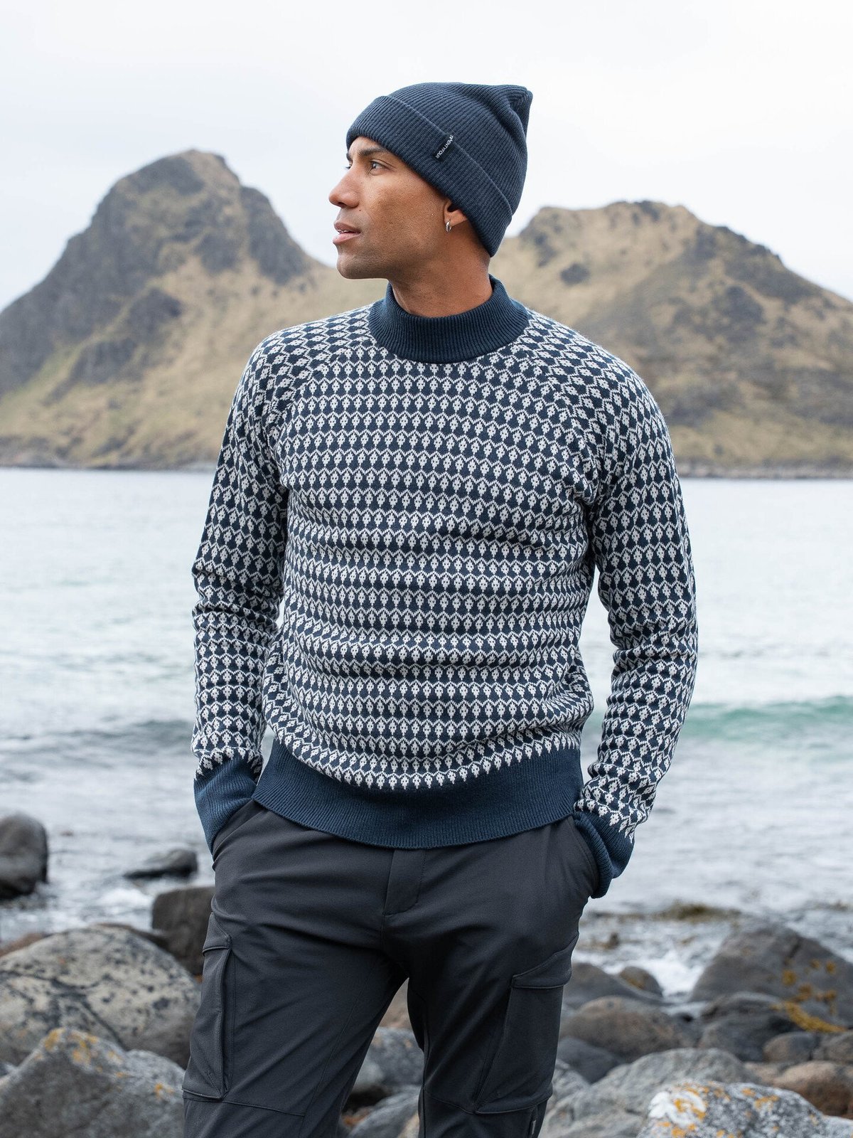 Twentyfour Aurora Ullgenser Marine