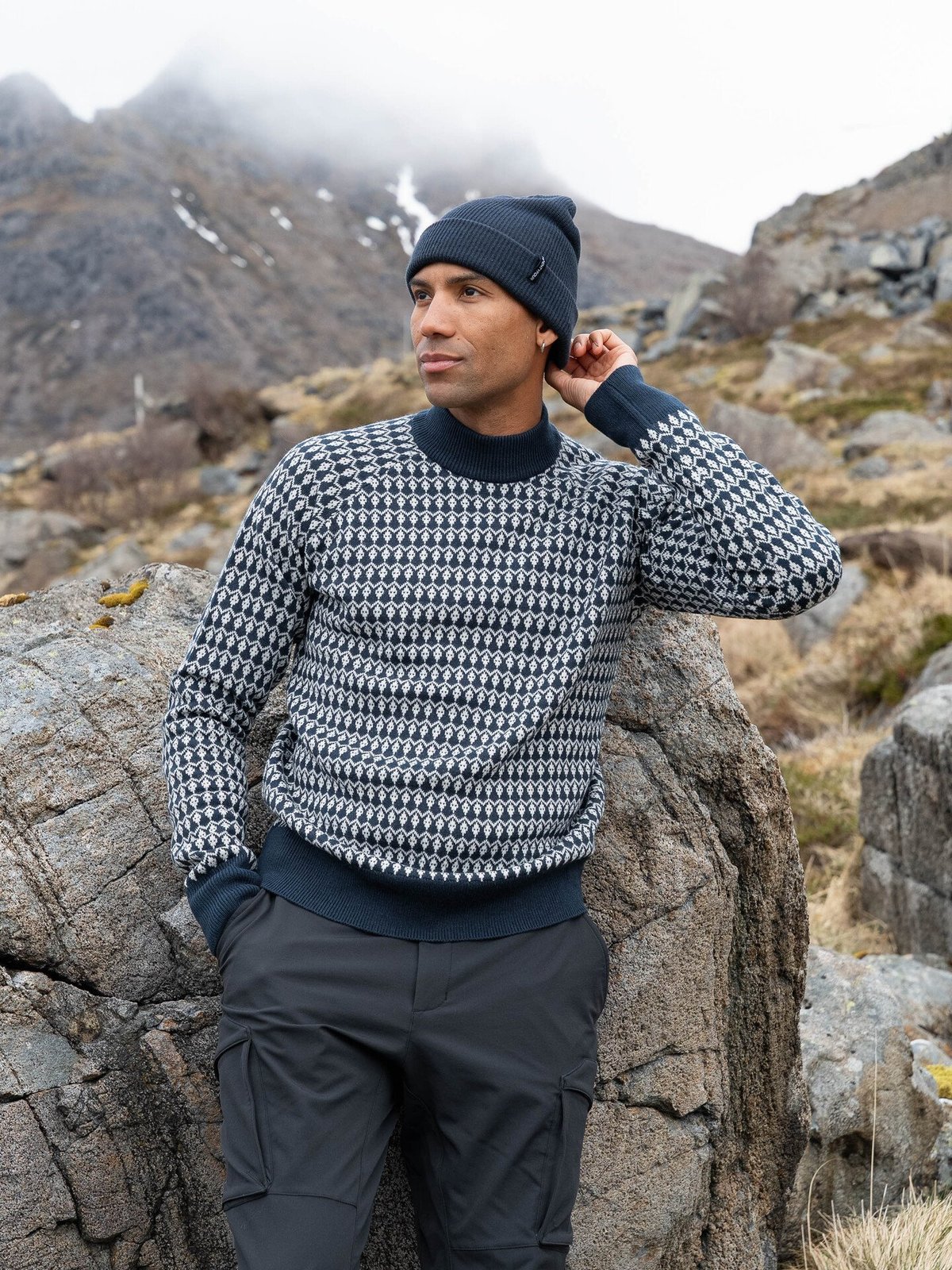 Twentyfour Aurora Ullgenser Marine