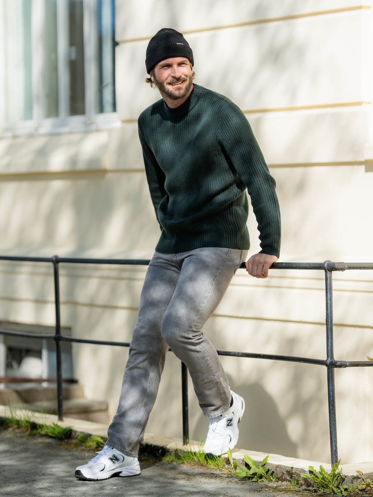 Twentyfour Mode Rib RN Sweater Dyp Grønn