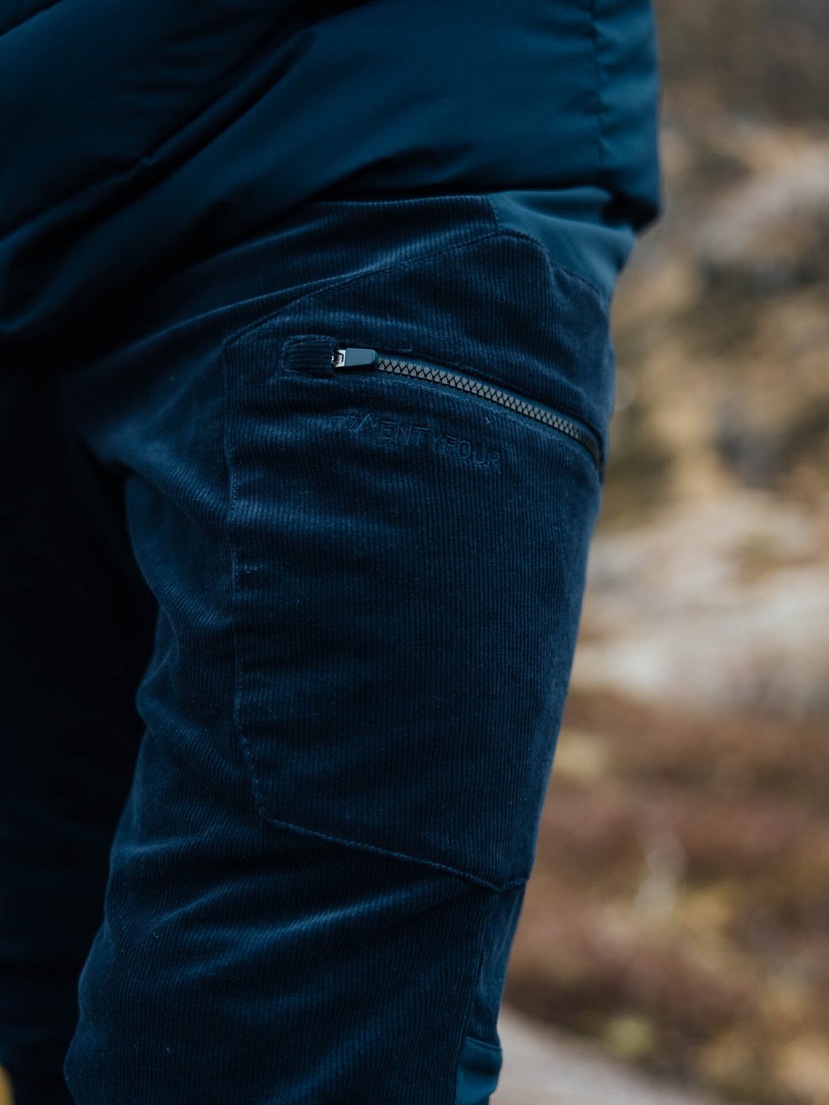 Twentyfour Aurora Shape Nikkers Marine