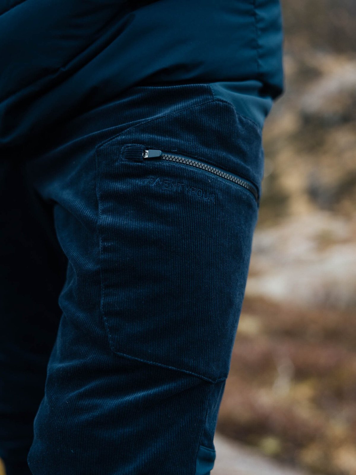 Twentyfour Aurora Shape Nikkers Marine