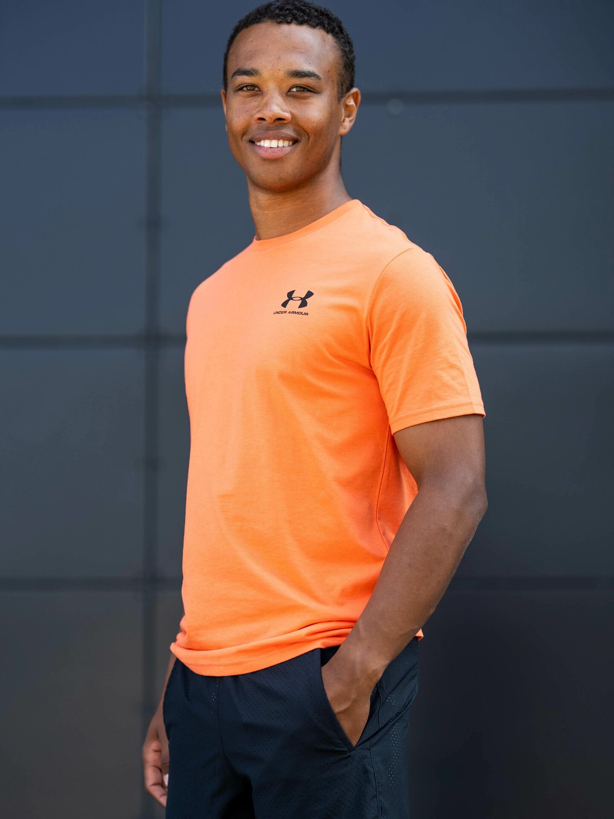 Under Armour Sportstyle Left Chest Short Sleeve Frosted Orange / Black / Black