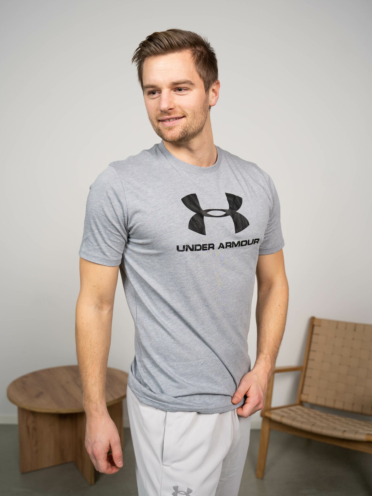 Under Armour UA Sportstyle Logo Short Sleeve Steel Light Heather / Black