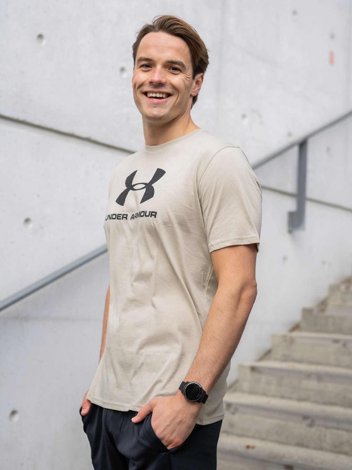 Under Armour UA Sportstyle Logo Short Sleeve Khaki Base / Black