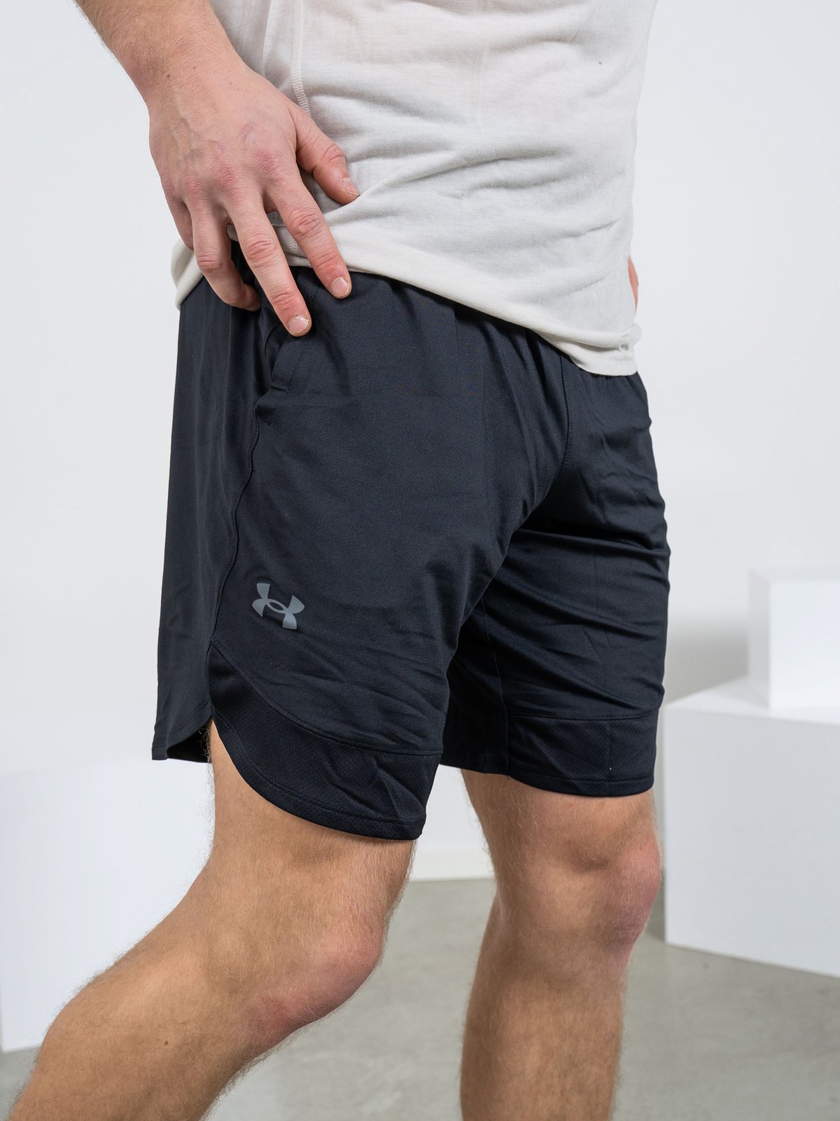 Under Armour UA Train Stretch Shorts Black / Pitch Gray