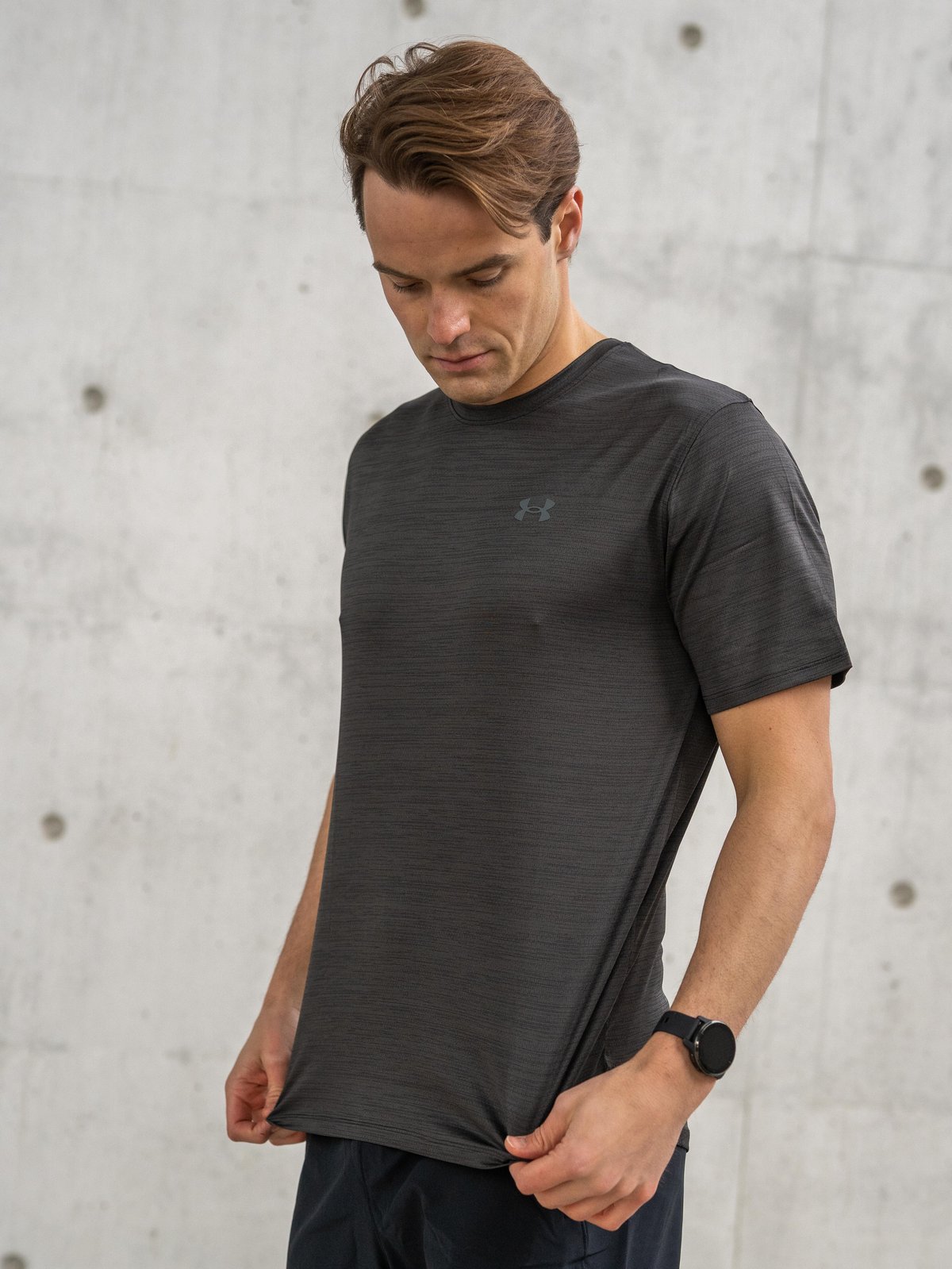 Under Armour UA Training Vent 2.0 Short Sleeve Black / Pitch Gray