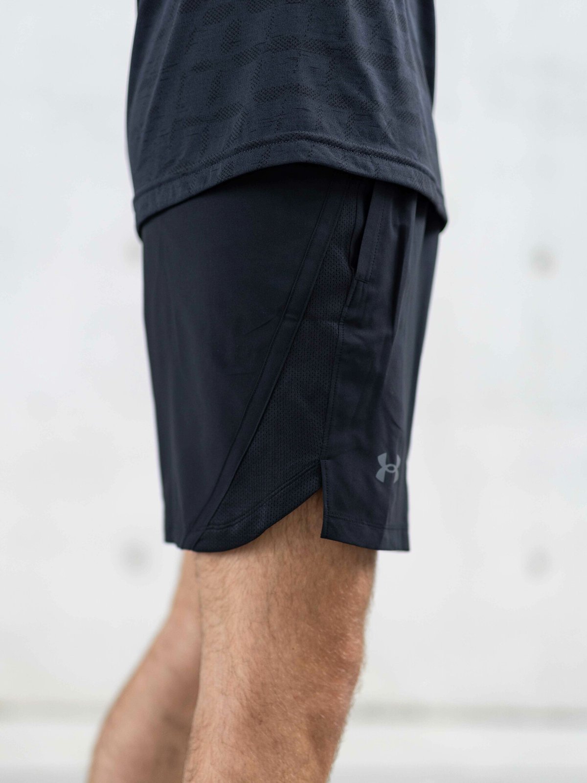 Under Armour Launch 7" Shorts Black