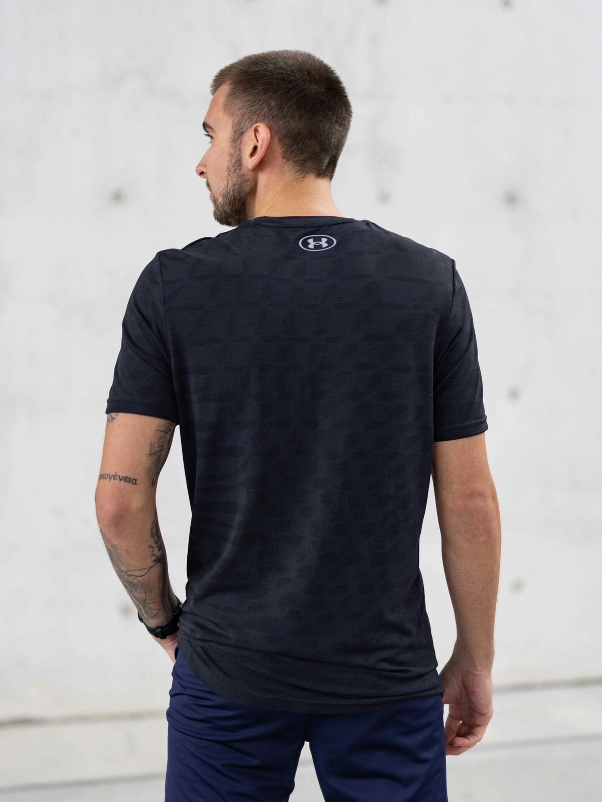 Under Armour Seamless Novelty Short Sleeve Black / Mod Grey