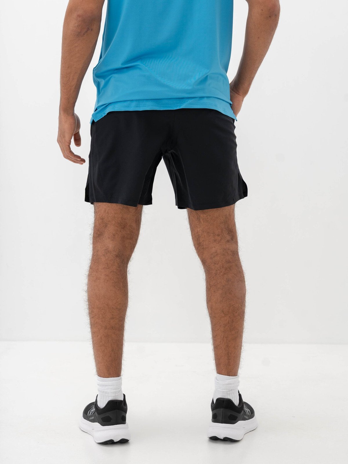 Under Armour Launch 7" Shorts Black