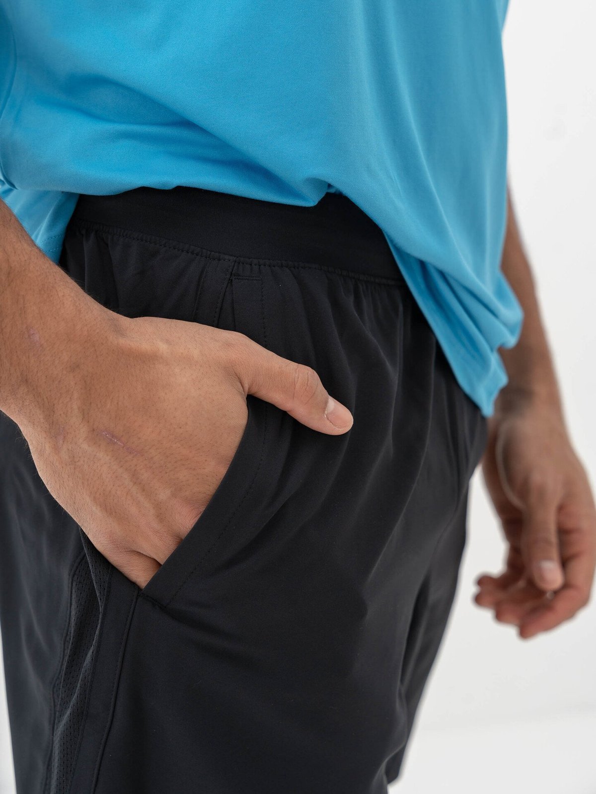 Under Armour Launch 7" Shorts Black