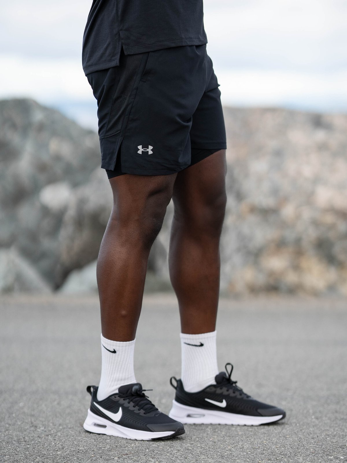 Under Armour Launch 7" 2-in-1 Shorts Black / Reflective Silver