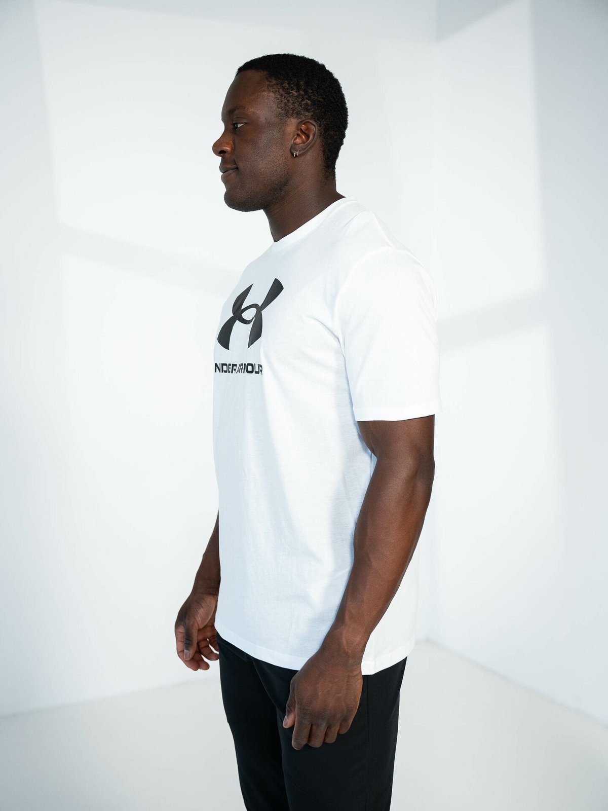 Under Armour Sportstyle Logo Short Sleeve White / Black