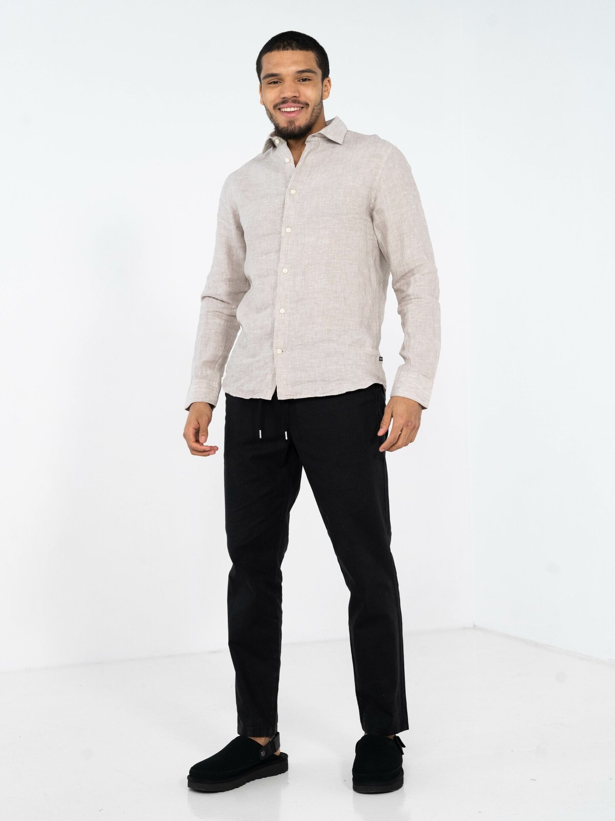 UGG Goldencoast Clog Black