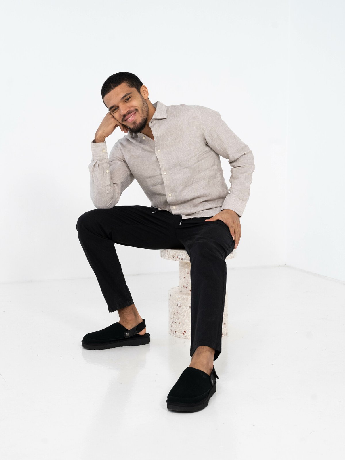 UGG Goldencoast Clog Black