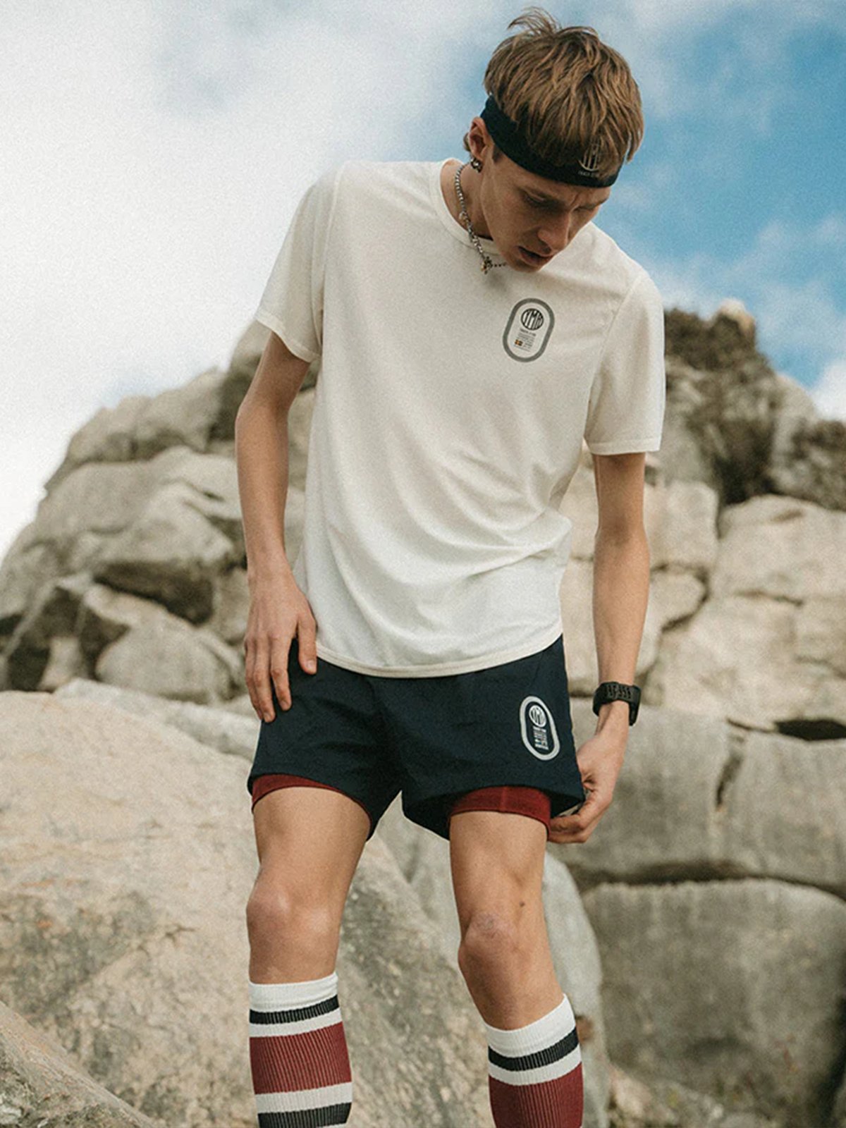 YMR Track Club Stadion 2-in-1 Shorts Navy / Burgundy