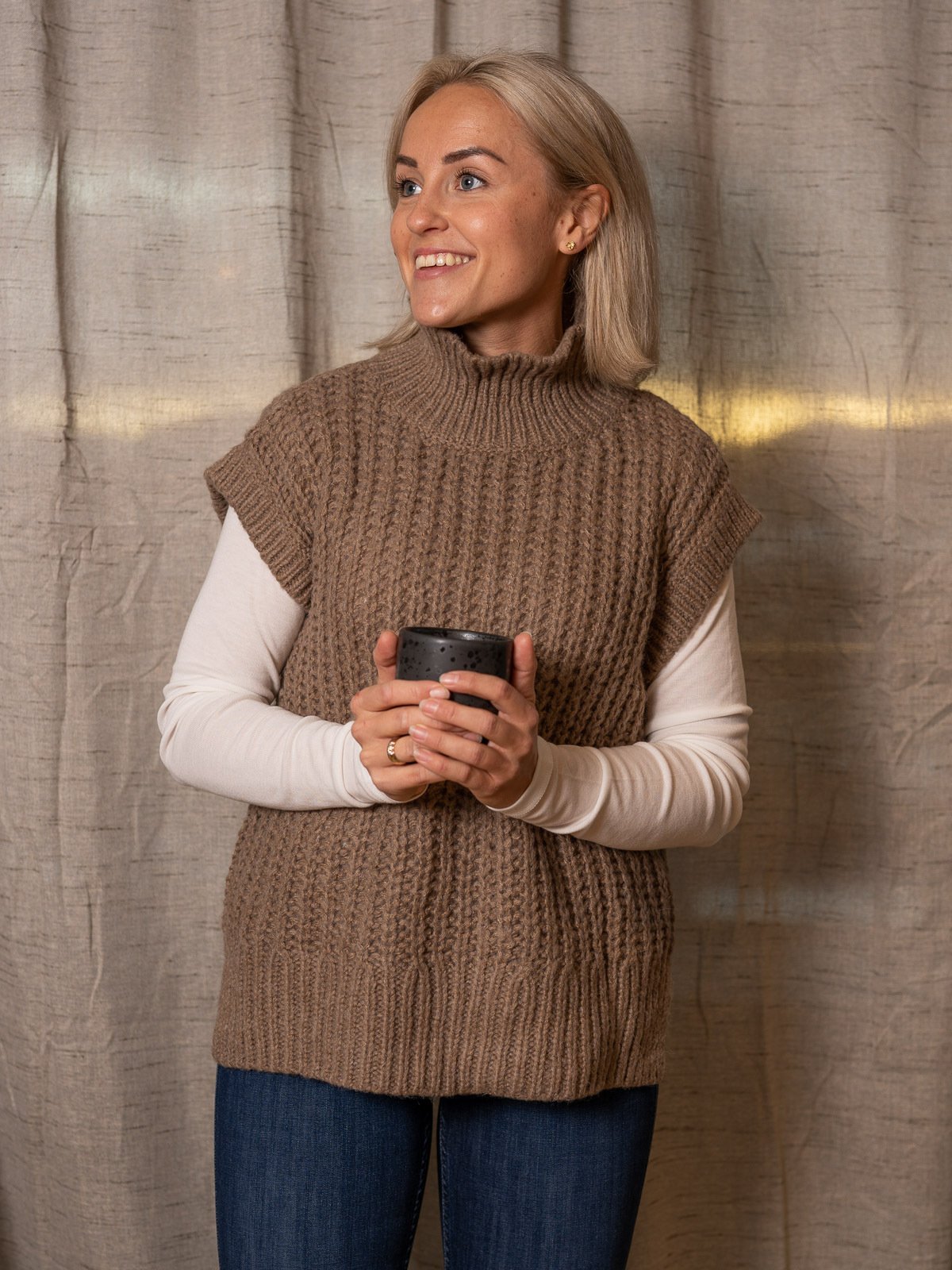 MSCH Copenhagen Heidi M Neck Vest Caribou