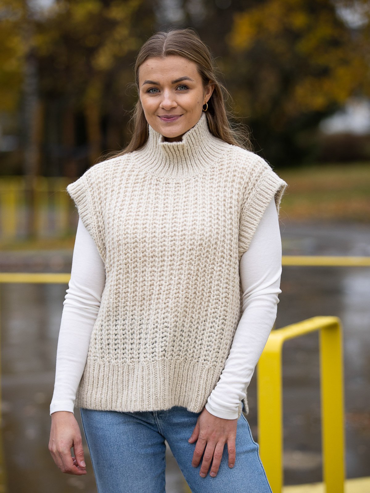 MSCH Copenhagen Heidi M Neck Vest Oatmeal Melange