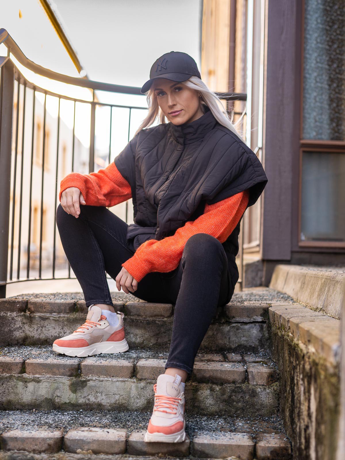 MSCH Copenhagen Chau Cape Black