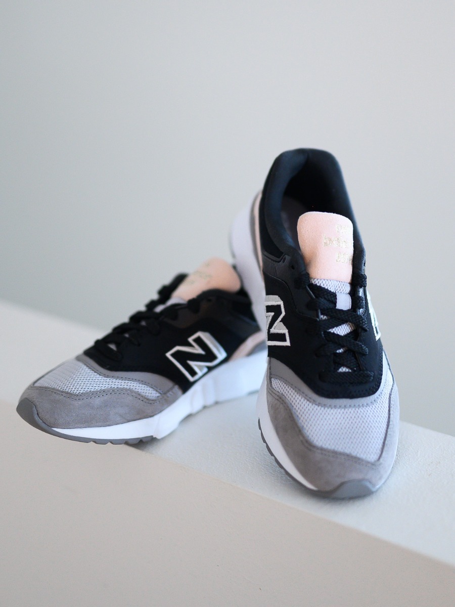 New Balance New Balance CW997 Black with Smoked Salt
