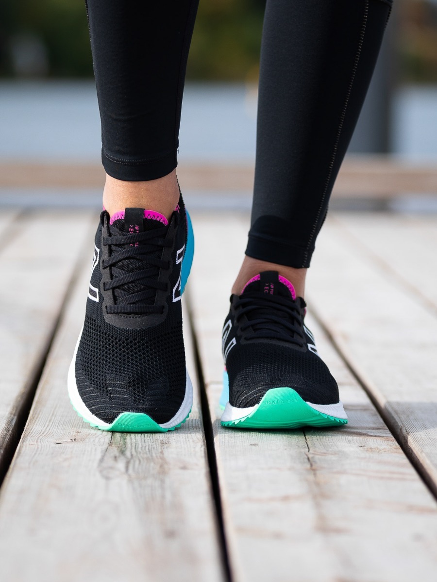 New Balance New Balance WFCE Black with Peony & Bayside