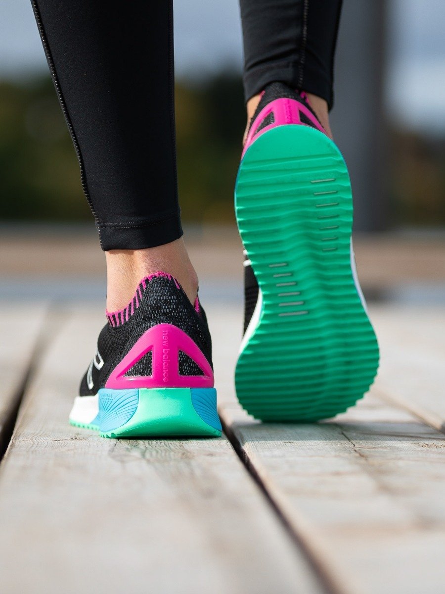 New Balance New Balance WFCE Black with Peony & Bayside