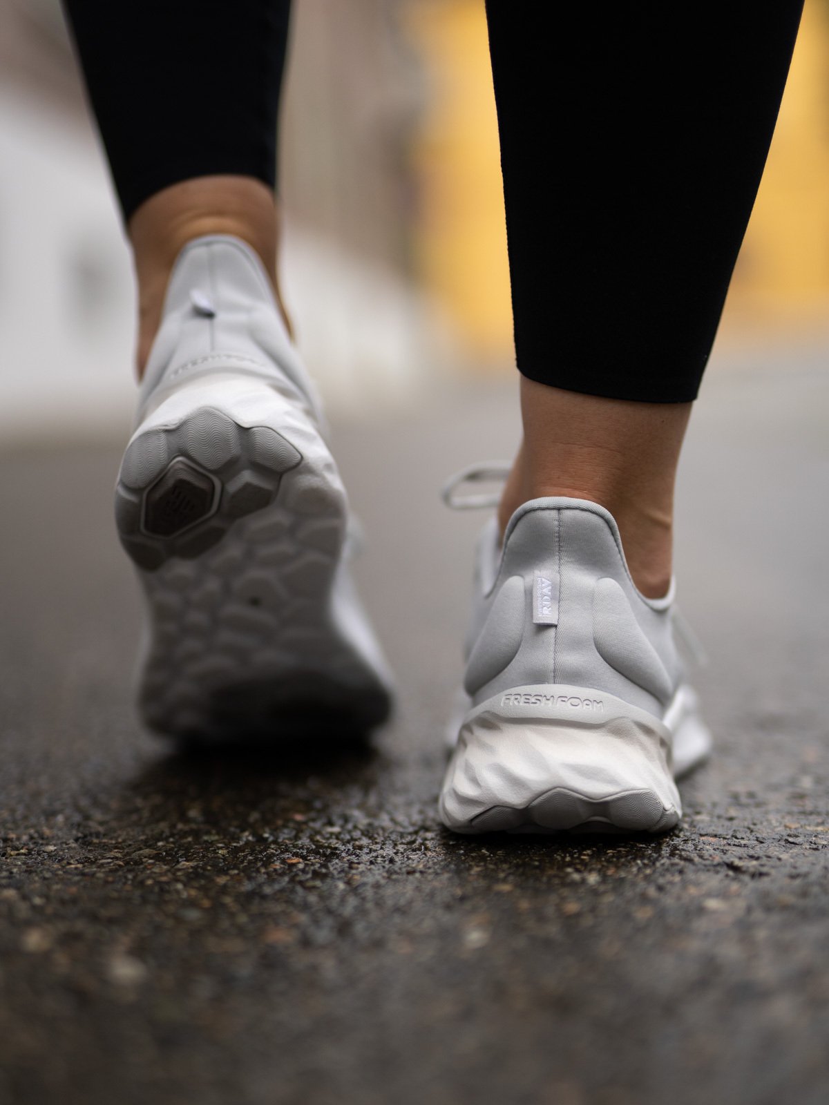 New Balance Fresh Foam Roav V2 Light Aluminium / White