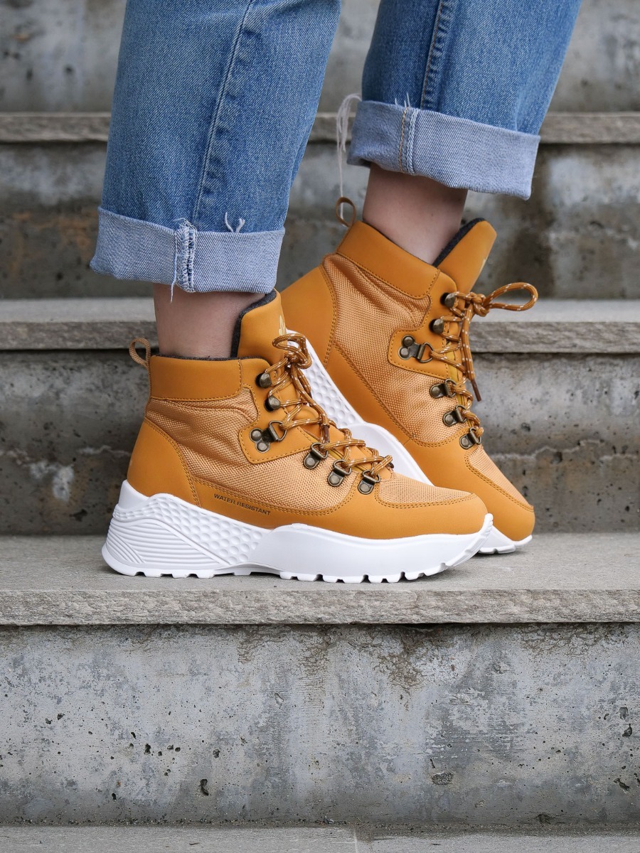 Noodles Chunky Hiker Ocher