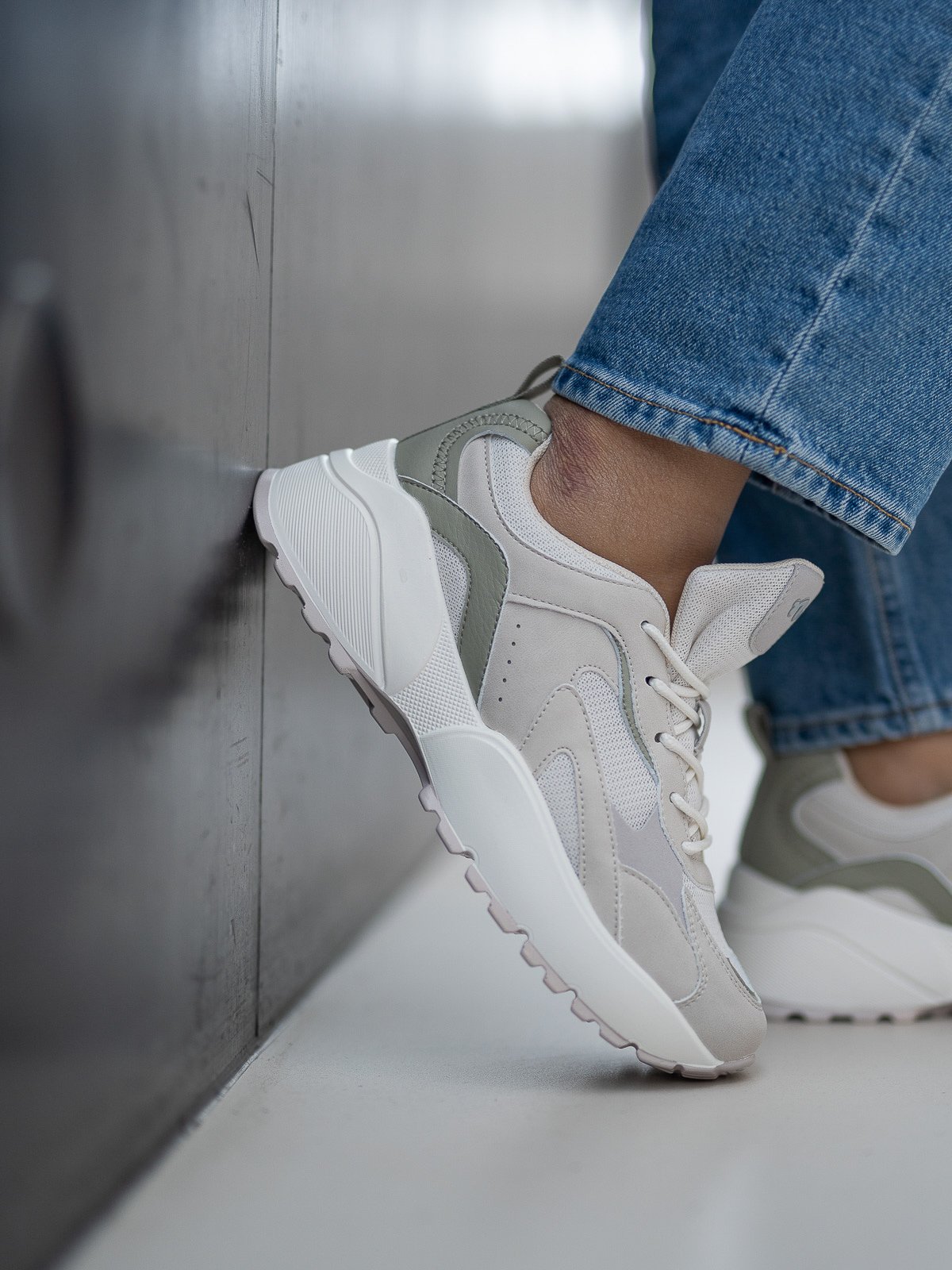 Noodles Corvette Beige Greeen