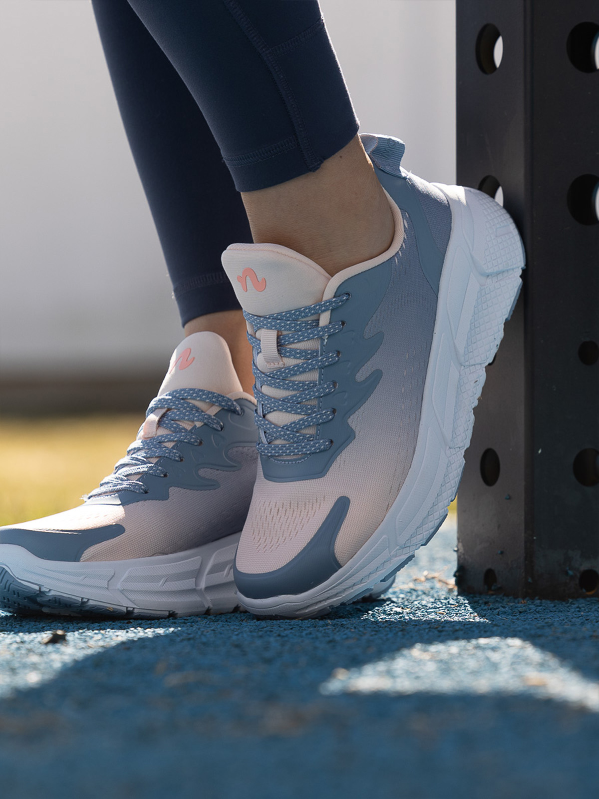 Noodles Splash Blue Pink