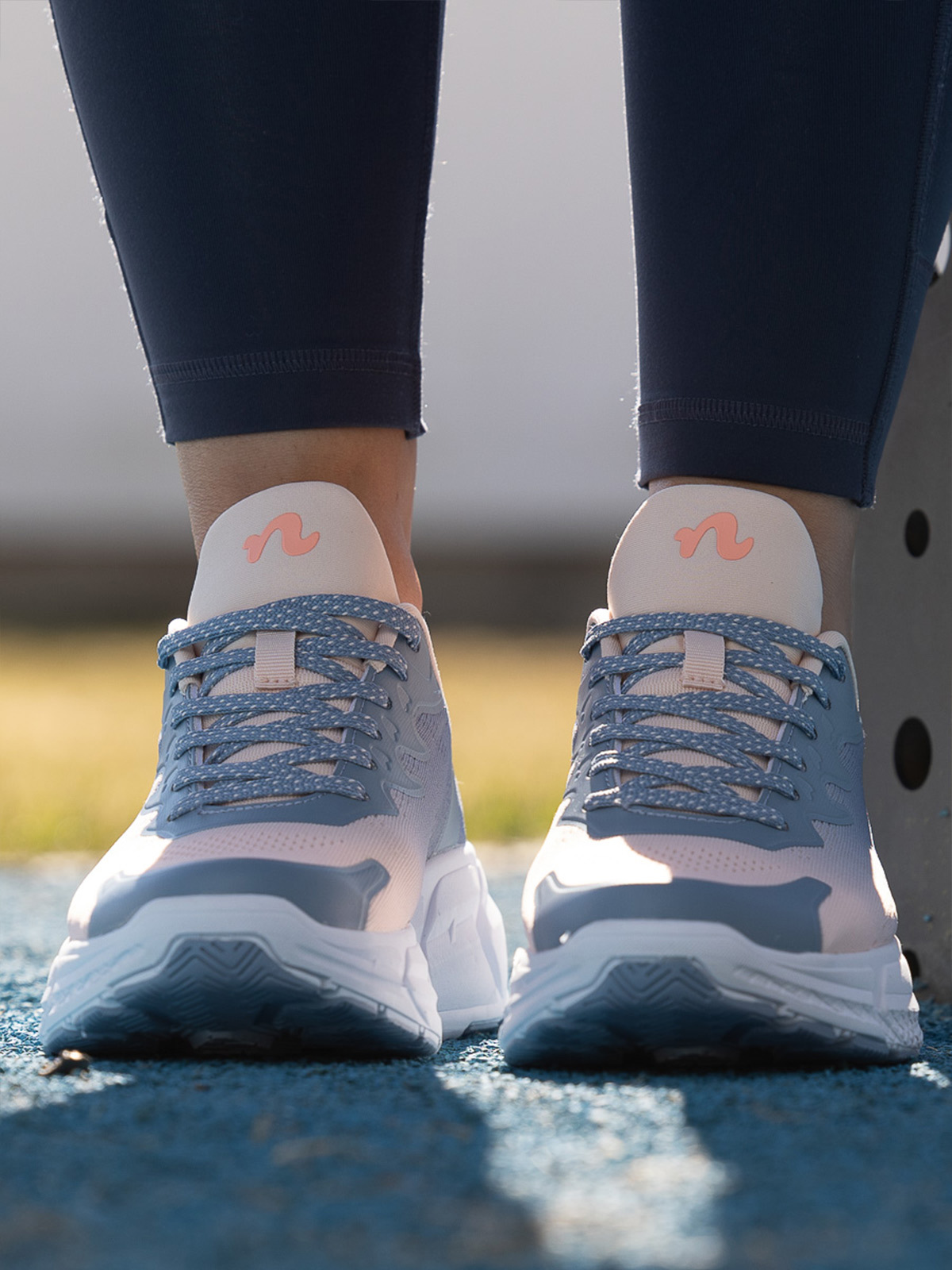 Noodles Splash Blue Pink