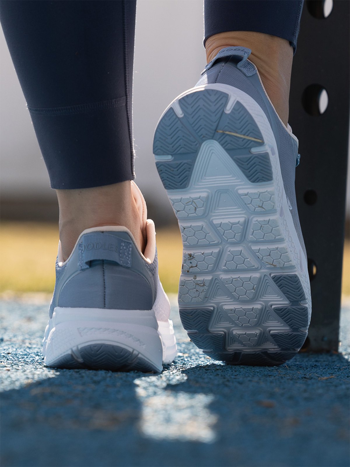 Noodles Splash Blue Pink